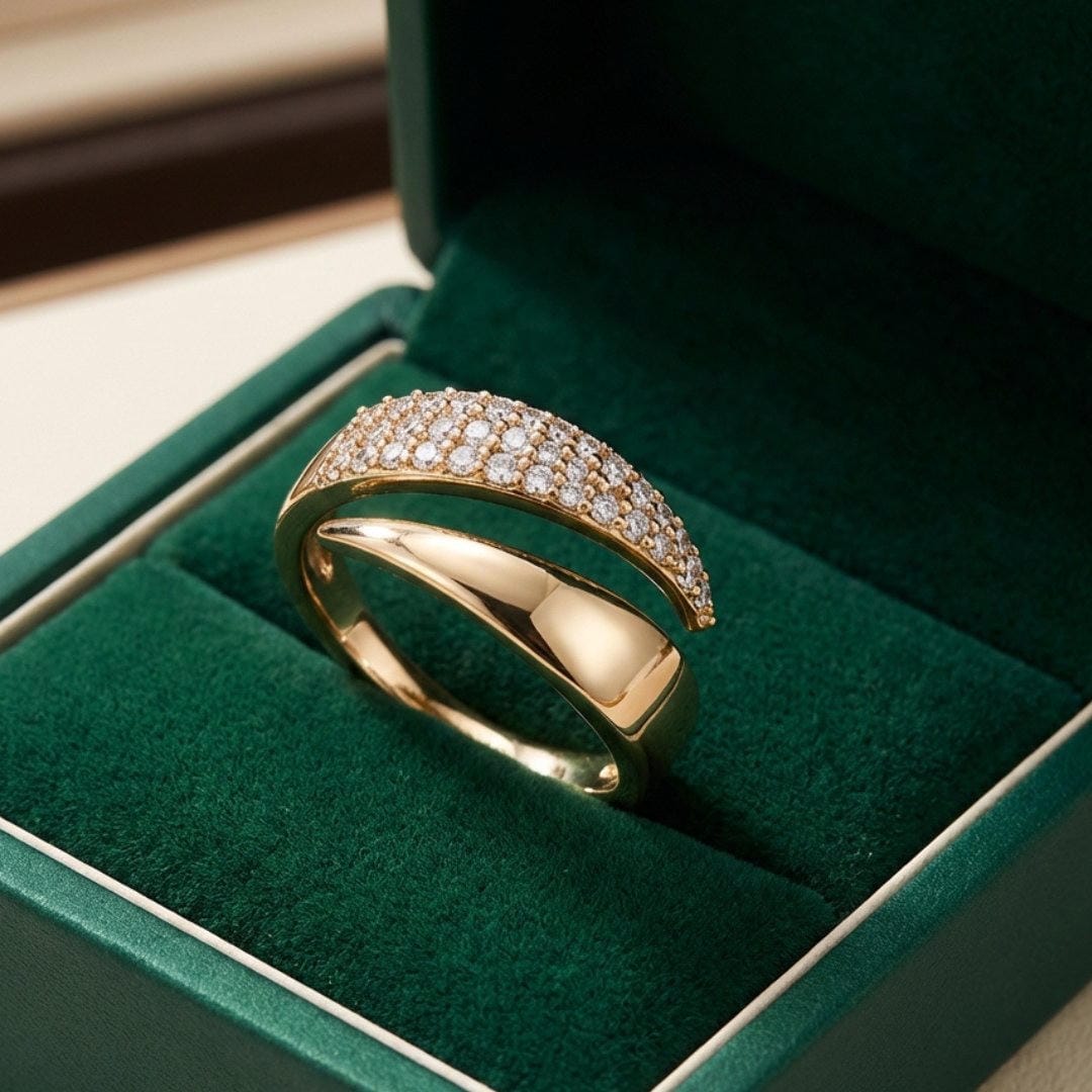 Elegant Intertwined Ring