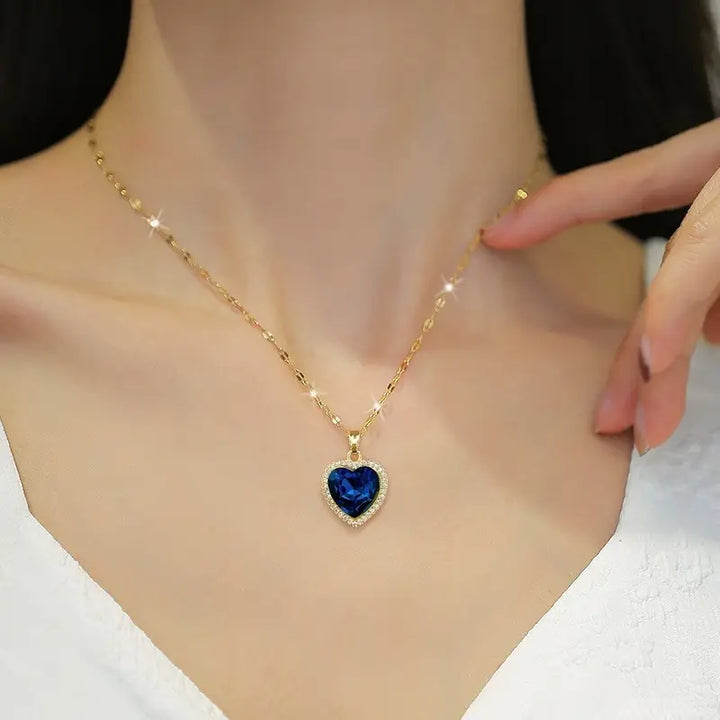 Jaselle Vireyne Necklace (Gold)