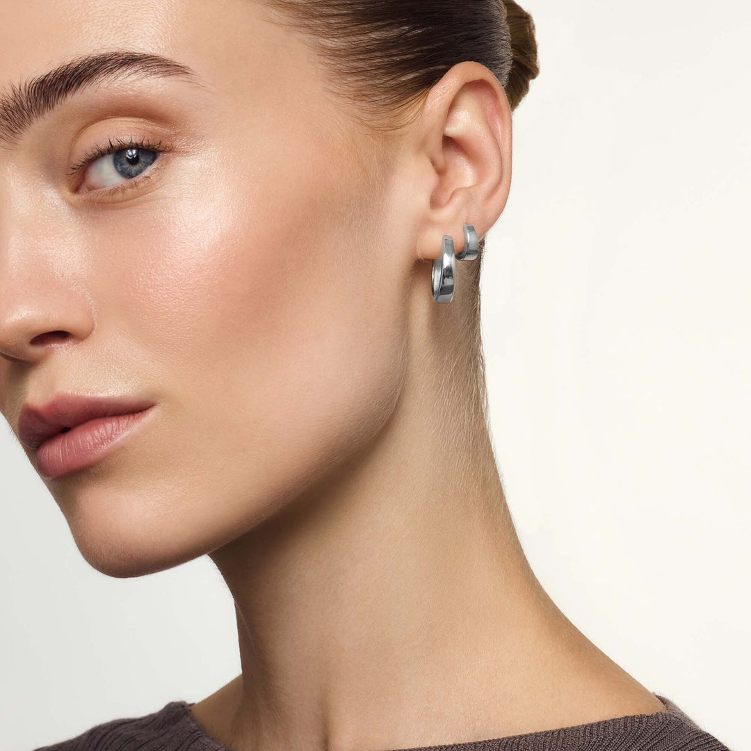 Gia Hoops (White Gold)