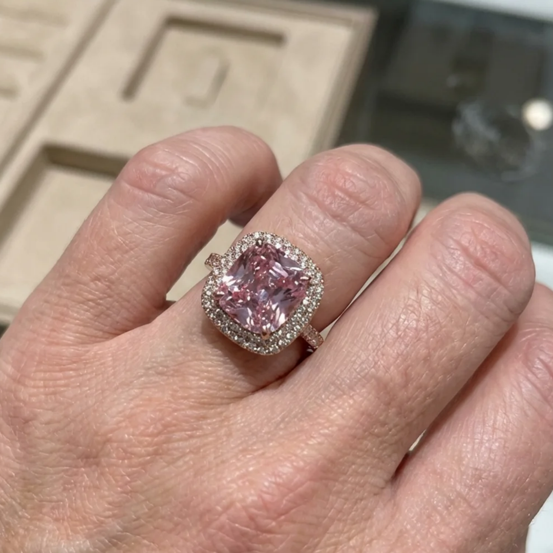 Cushion Pink Sapphire Ring (Gold)