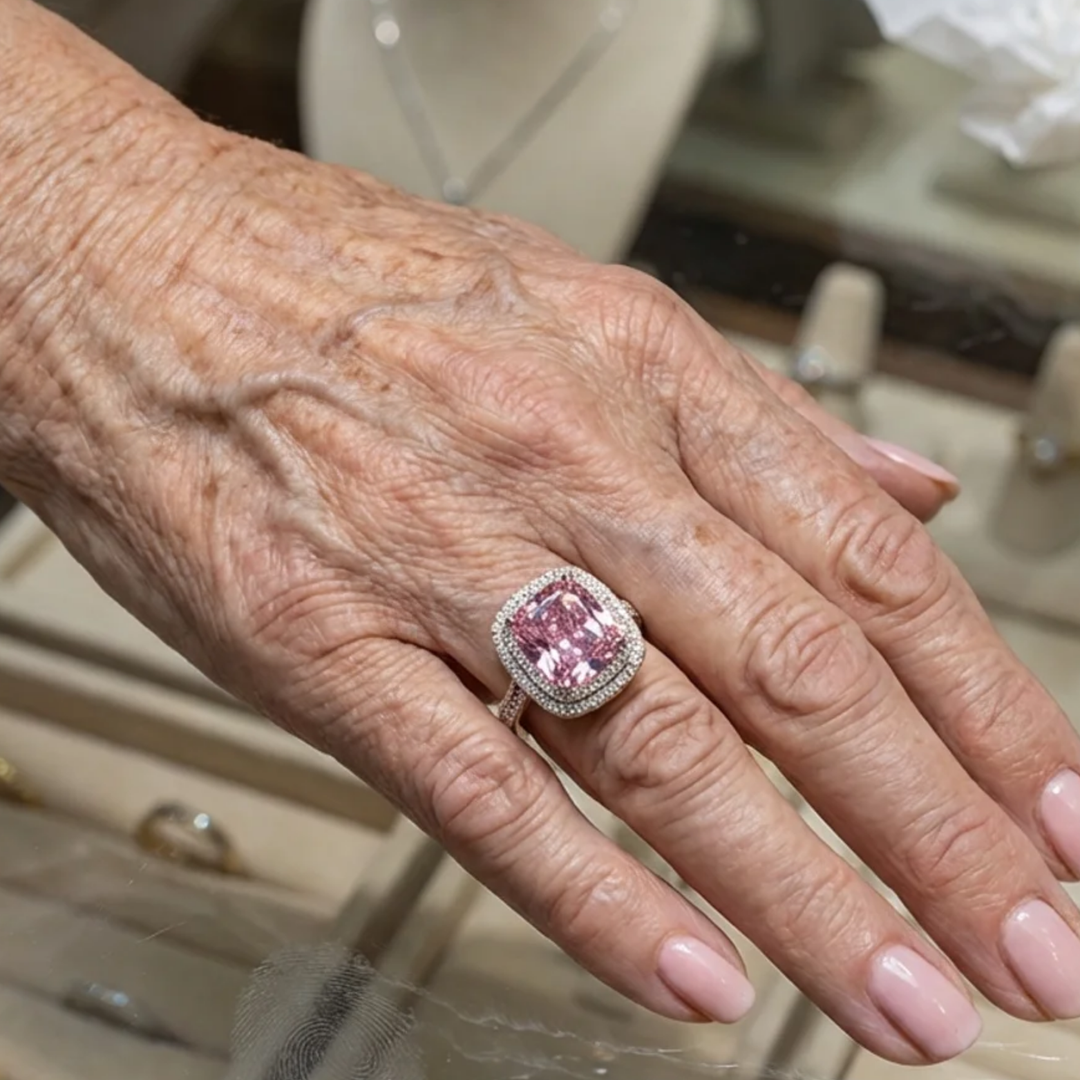 Cushion Pink Sapphire Ring (Gold)
