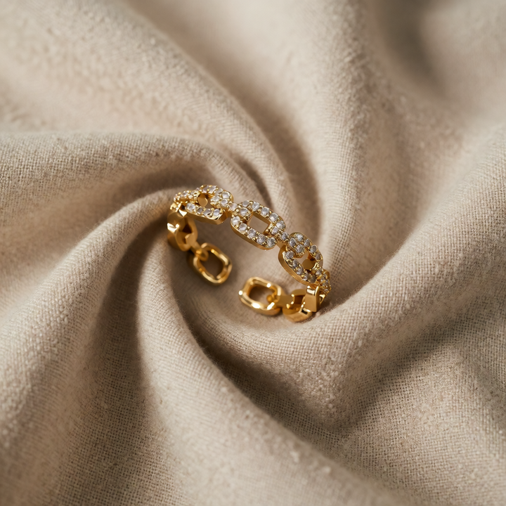 Verona Adjustable Link Chain Ring