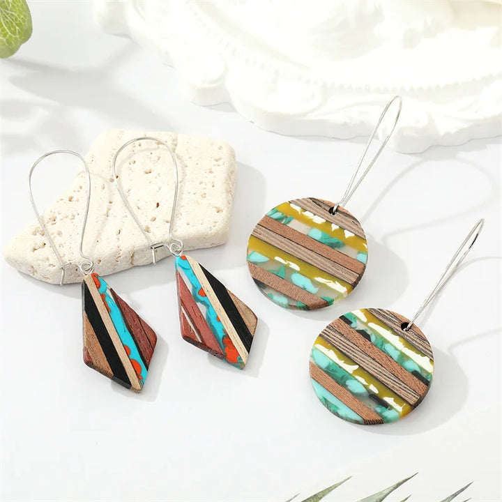 Bohemen Retro Gekleurde Houthars Ingelegde Oorbellen Ronde Diamanten Hanger Vrouwen Haak Oorbellen