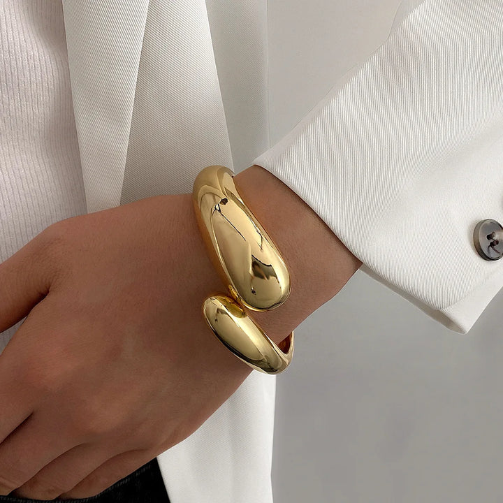 2026 Nieuw ontwerp dikke armband sieraden populaire overdreven glanzende geometrische brede armband cadeau voor vrouwen