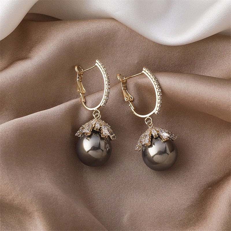 Elegant Malia Pearl Earrings