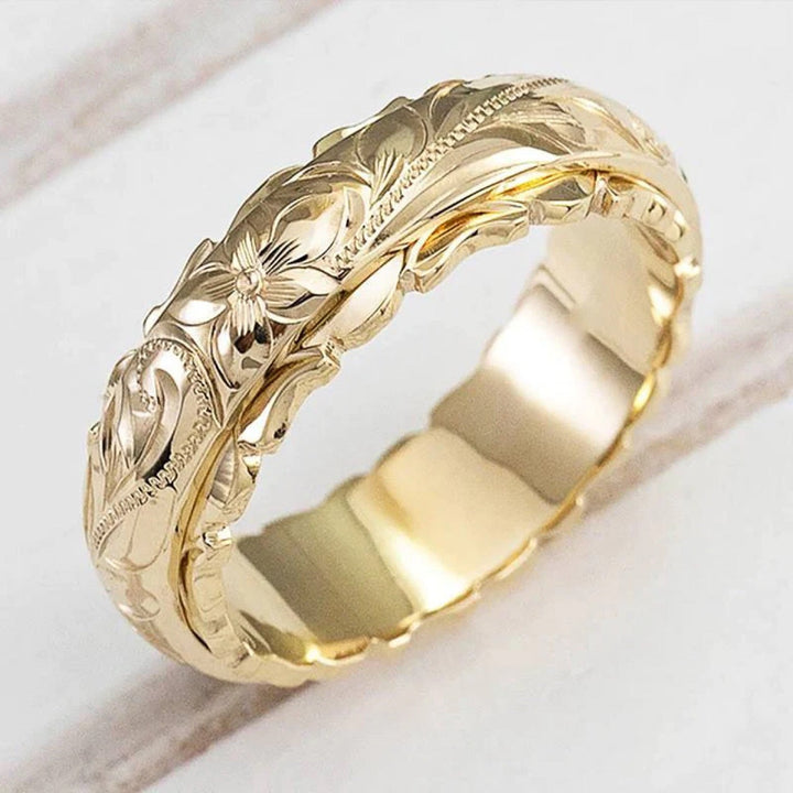 Vintage Style Floral Engraved Band Ring