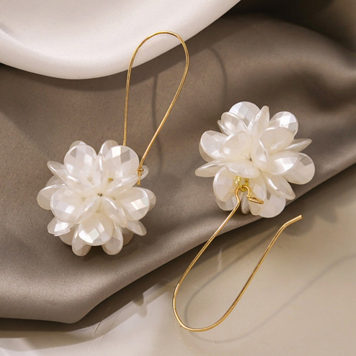 Pure Blossom Earrings