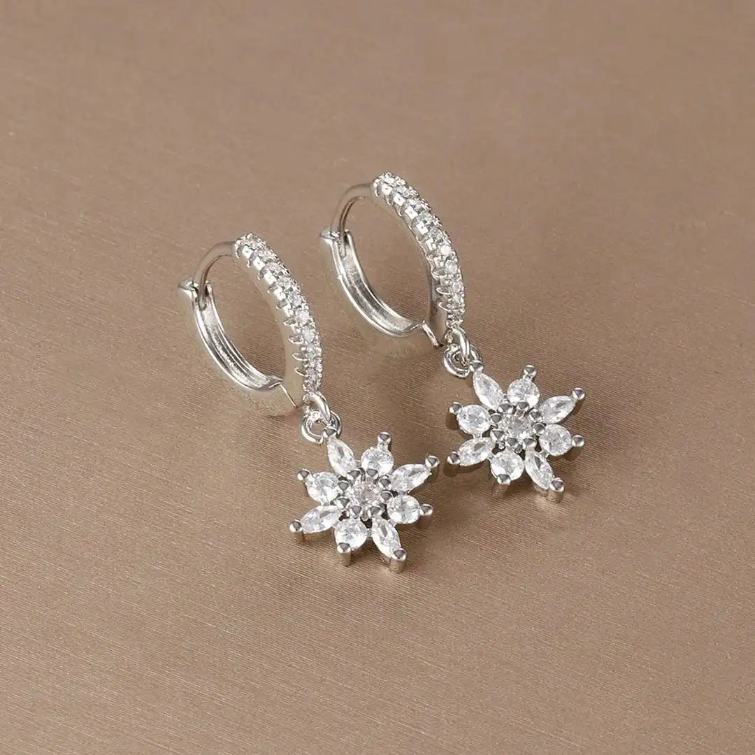 Classic Crystal Snowflake Pendant Set