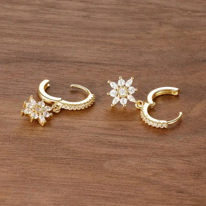 Classic Crystal Snowflake Pendant Set