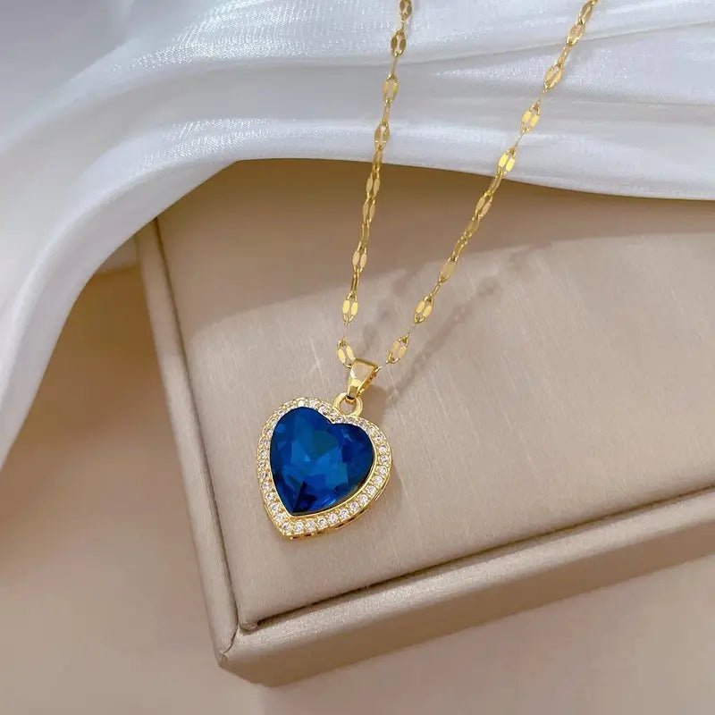 Jaselle Vireyne Necklace (Gold)