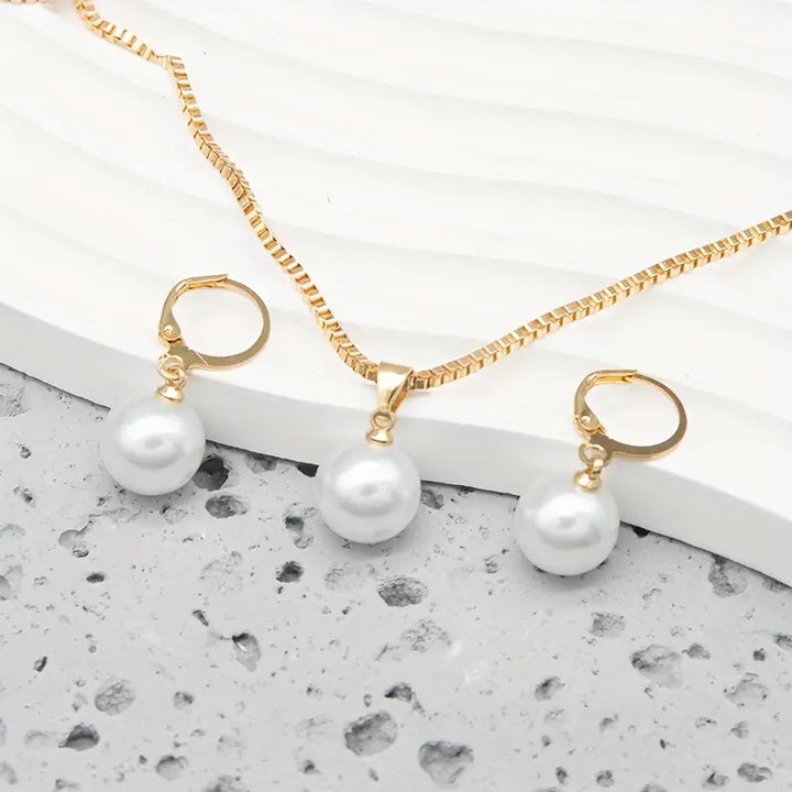 Golden Grace Pearl Jewelry Set
