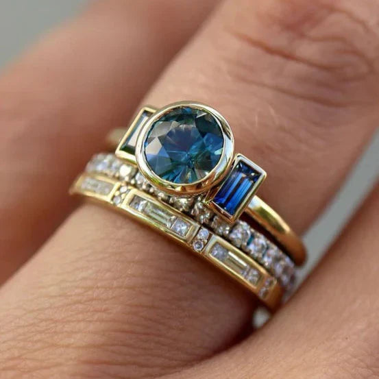 Antique Blue Elegant Ring Set